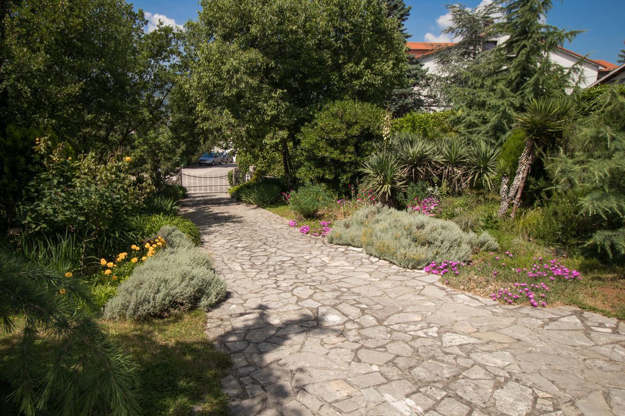 Apartments Laura Матулі Екстер'єр фото
